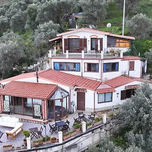 La Finestra Sulle Eolie Reitano (Messina)